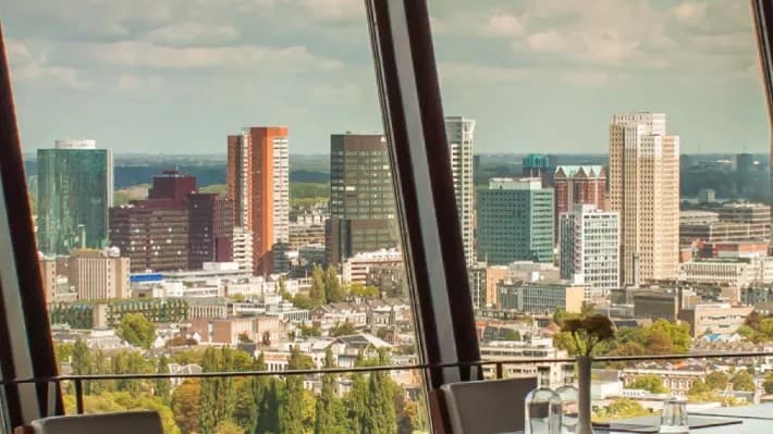 Vergaderen met uitzicht: drie locaties waar het landschap meepresenteert